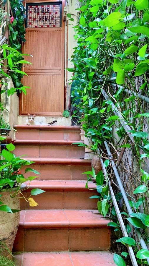 Old House Homestay Hanoi Exteriör bild