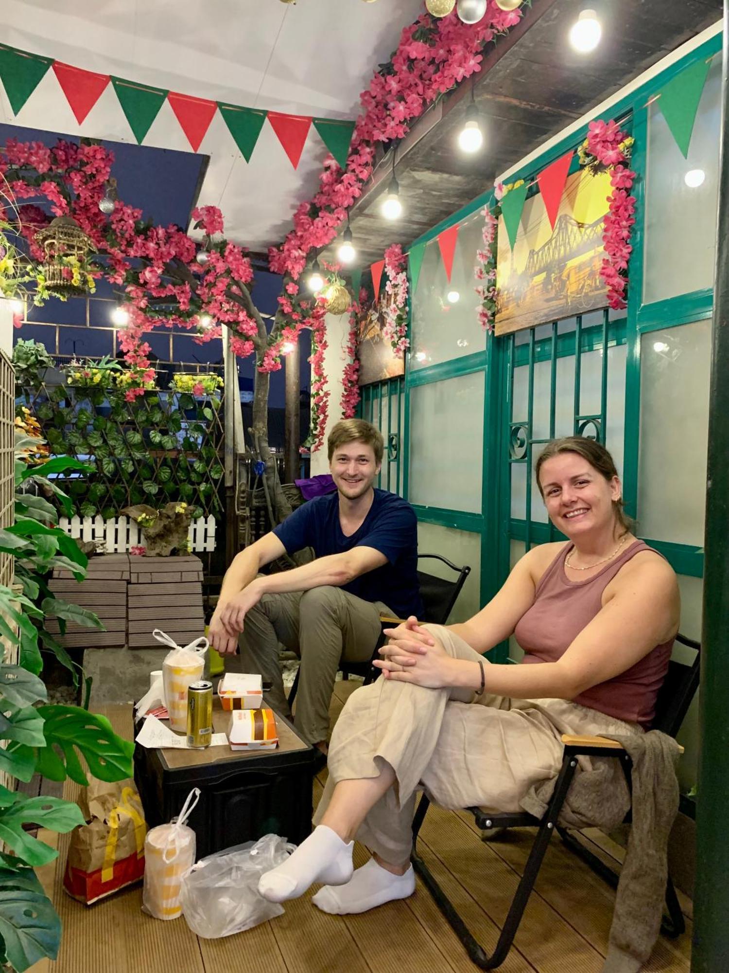 Old House Homestay Hanoi Exteriör bild