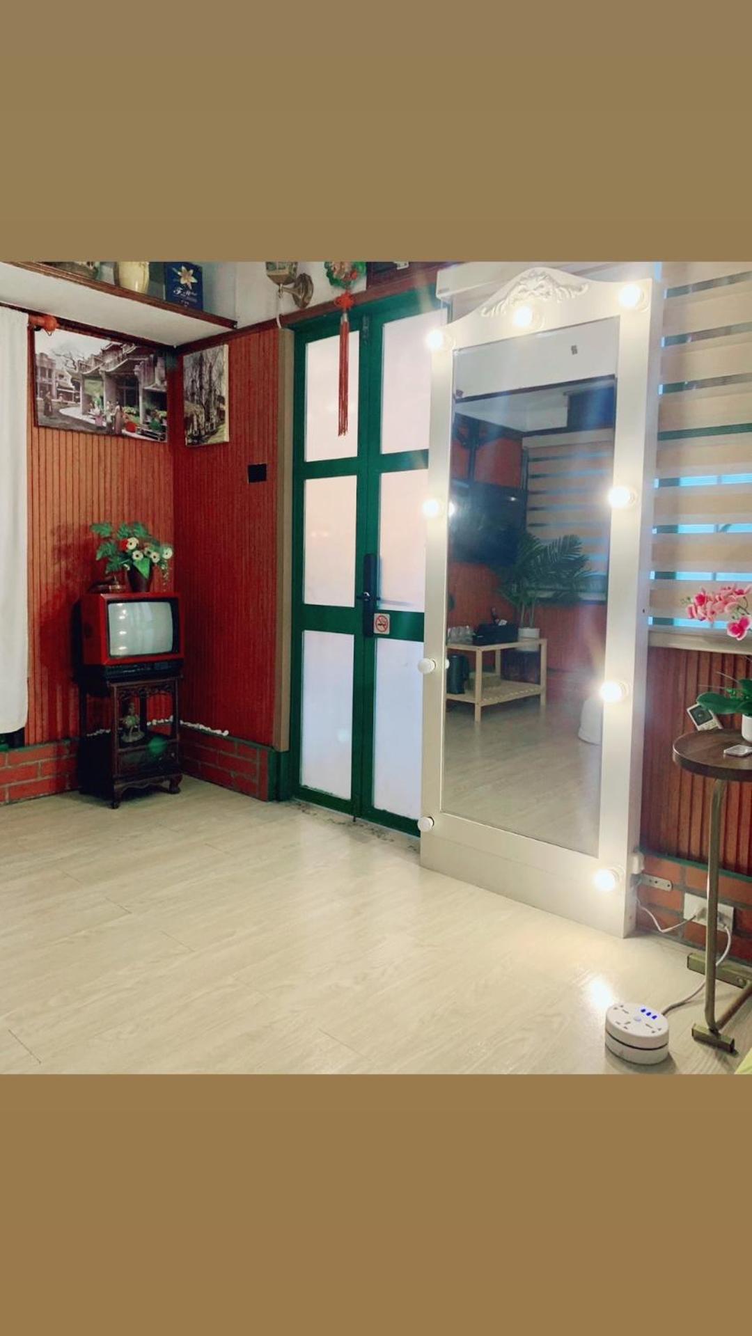 Old House Homestay Hanoi Exteriör bild